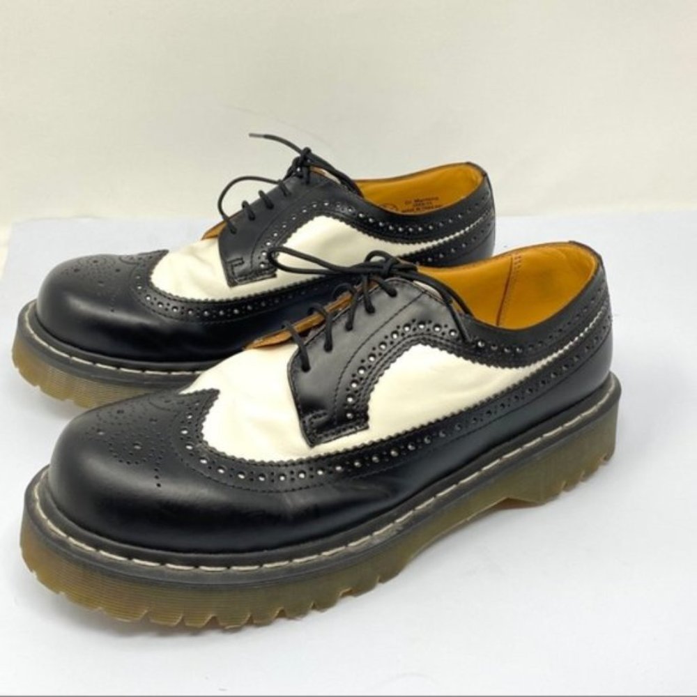 Dr Martens Black White 3989/34 Brogue Ladies SZ 11